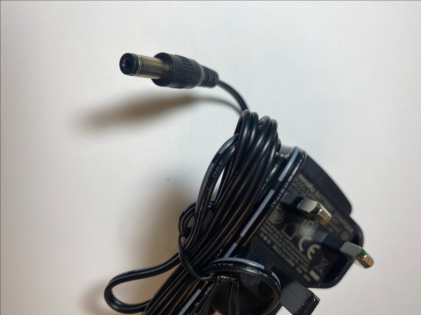 Replacement Charger for LS03/02 11015432 30V for Miele Triflex HX1 SMUL0