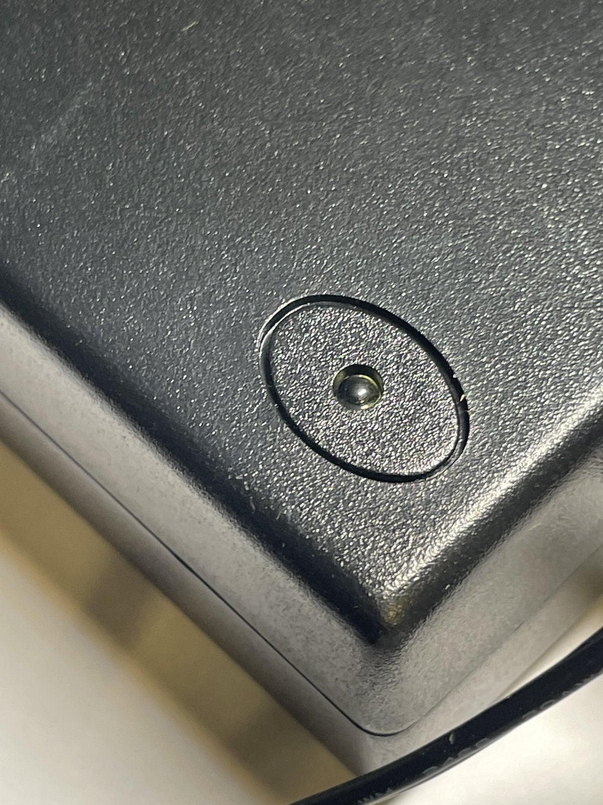 10V - 35V Battery Charger for Devices powered by multi-cell NiMH/NiCd packs