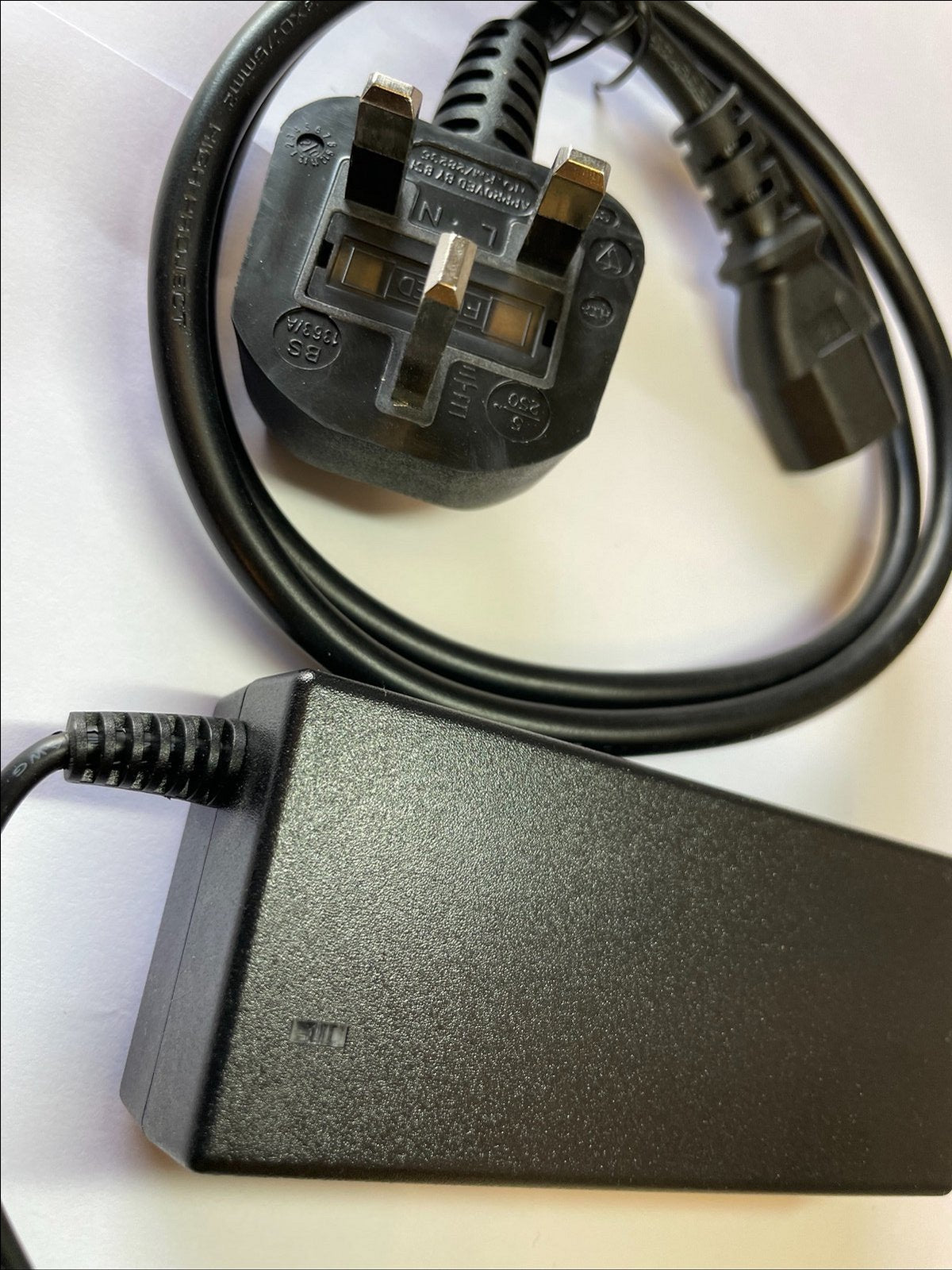 Replacement for 42V 2A Li-ion Battery Charger SSLC084V42 AC-DC Adaptor Uk Plug