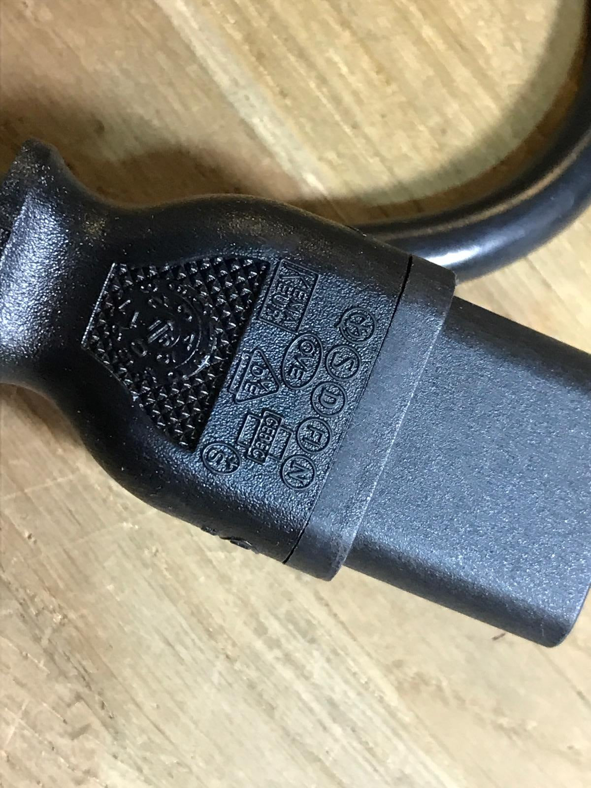 BULK JOB LOT OF 50 X 1M EU 2 Pin European C13 IEC Female Kettle Power Lead