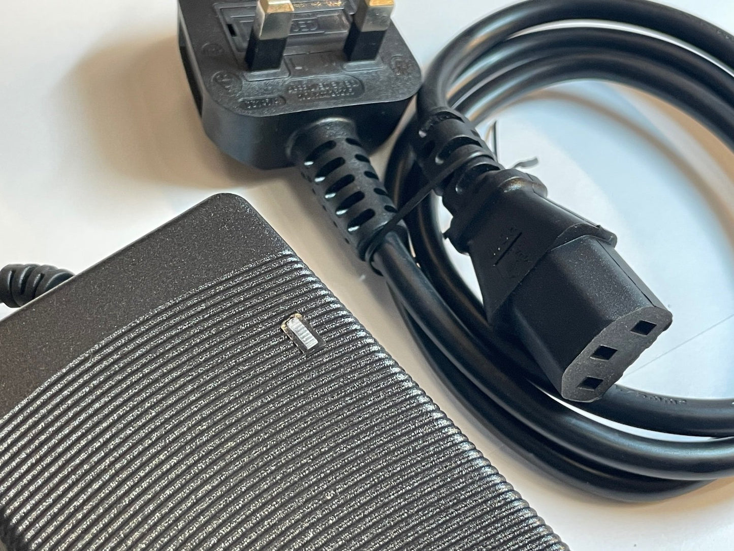 Replacement 12V 12.5A AC-DC Adaptor for Seagate Business Storage Windows Server