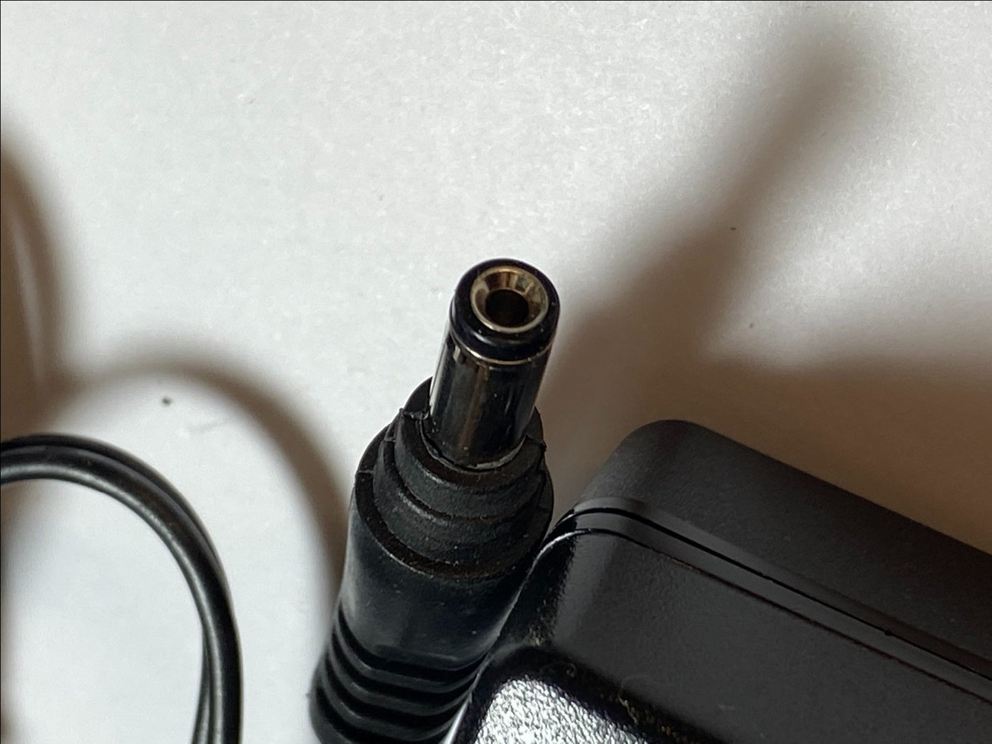 9V 1.7A 15.3W AC/DC ADAPTER PA1015-2I 090IB170 5.5MM X 2.1MM POWER SUPPLY