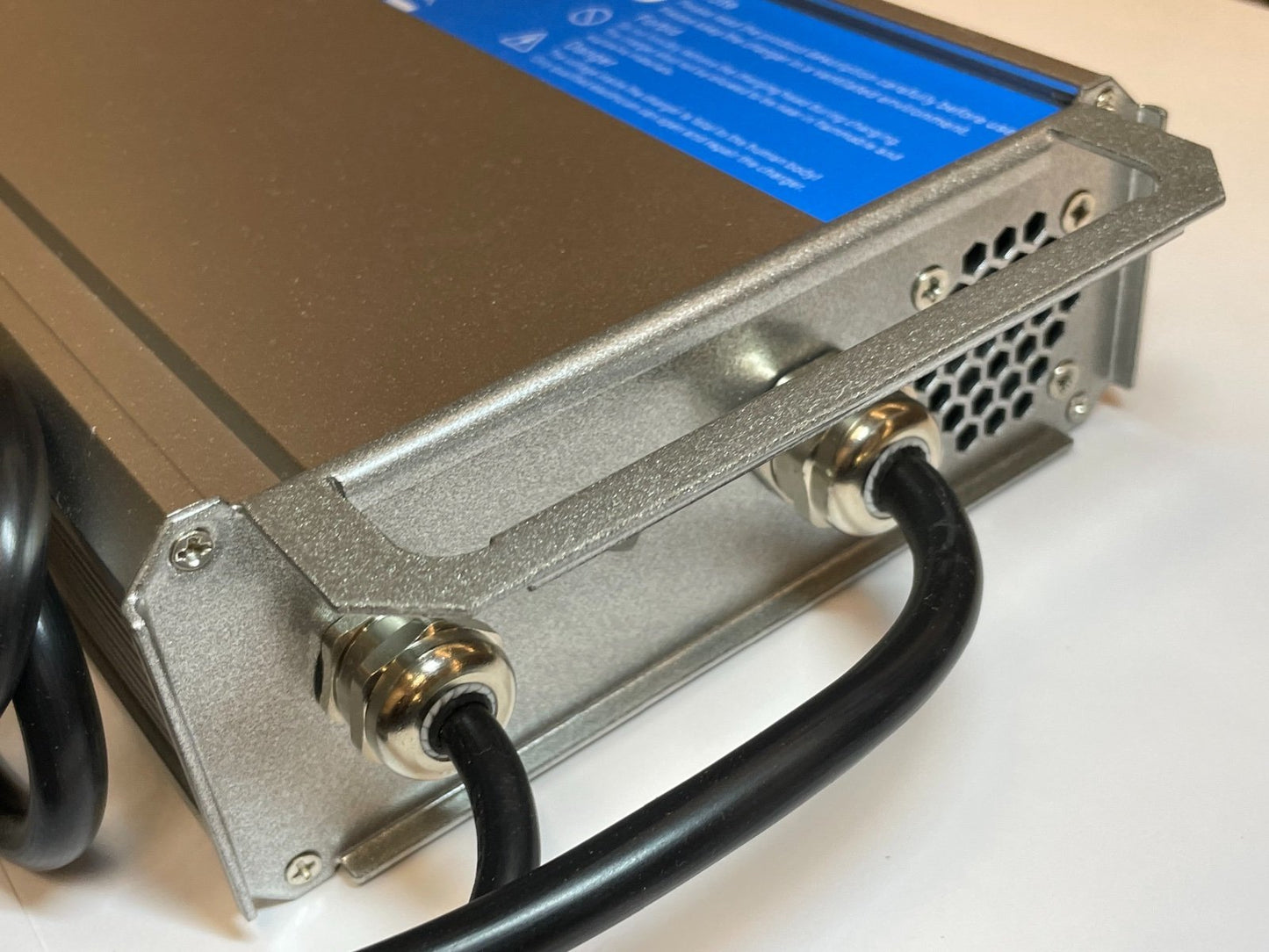 Replacement 67.2V 10A 67.2VDC 10ADC Lithium Battery Charger for Sur-Ron LBX Bike