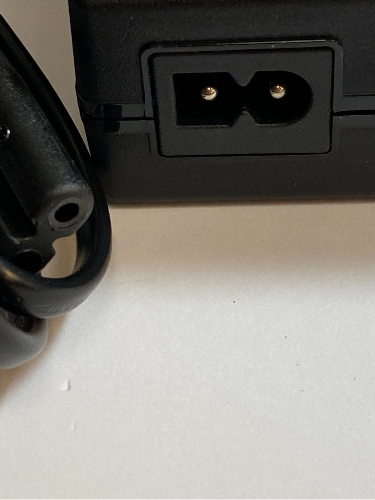 Packard Bell LCD300SW LCD Monitor 12V Adapter Power Supply 4Pin 4 Pin DIN Plug