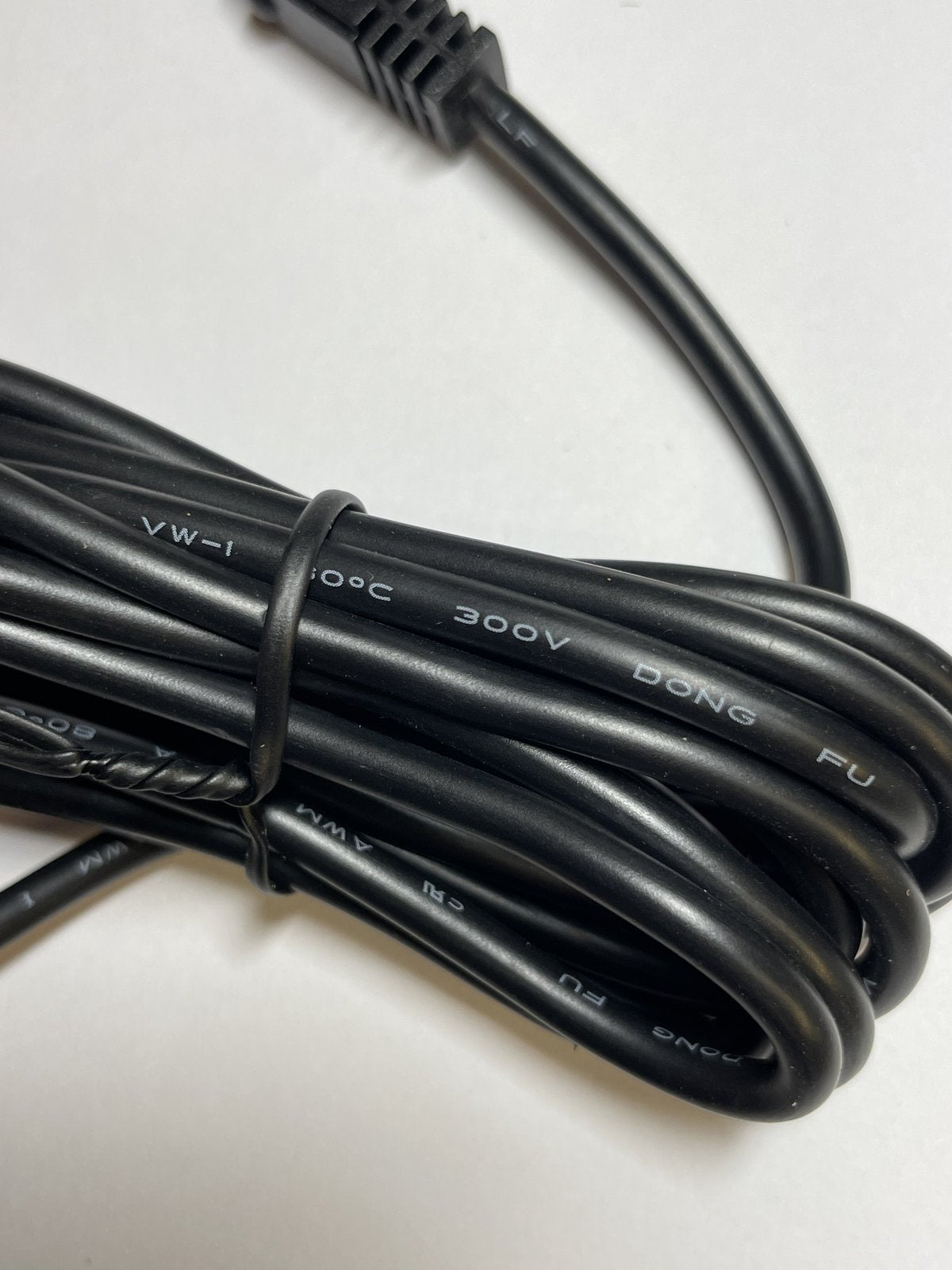 Replacement for 19V 1.75A AC-DC Adaptor form ASUS L410M Notebook