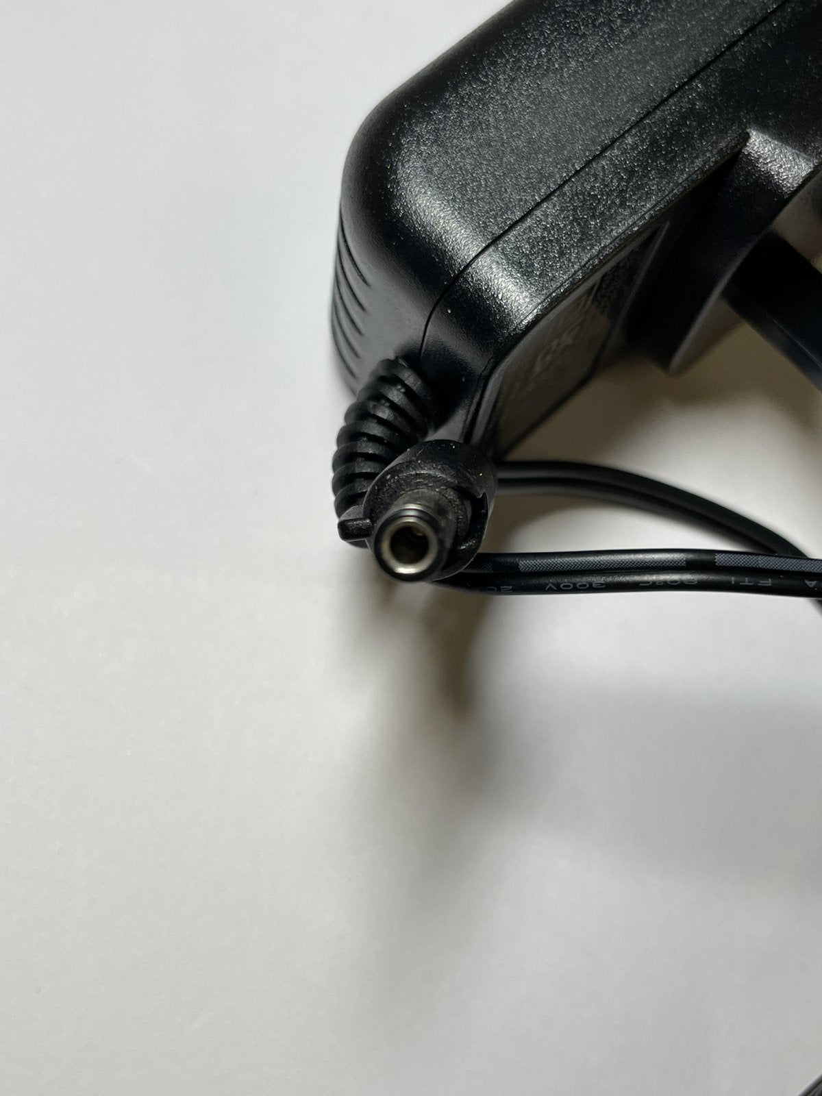 UK 34V 600mA Charger for Vax Blade TBT3V1P1 32V CordlessPro Stick Vacuum Cleaner