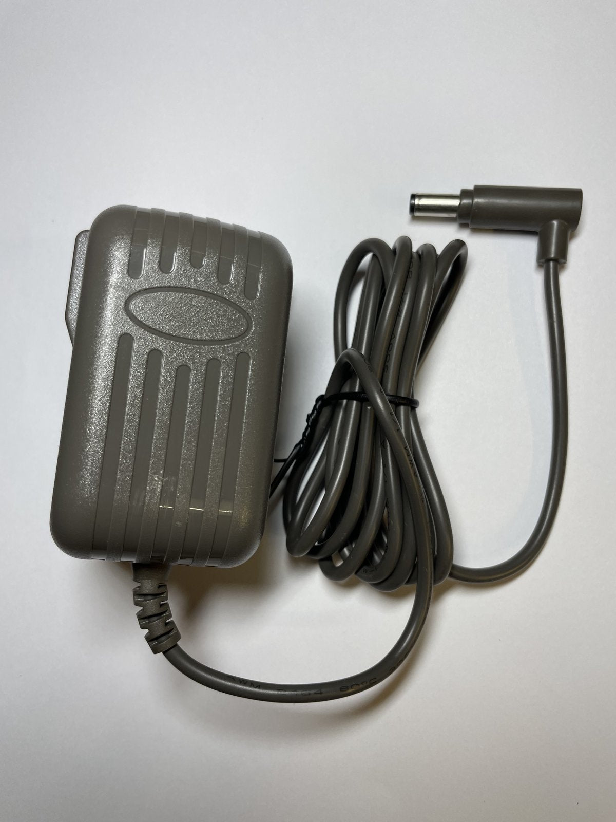 Replacement 32V 0.4A AC Adaptor Charger for BBH3280GB/05 Bosch Hoover