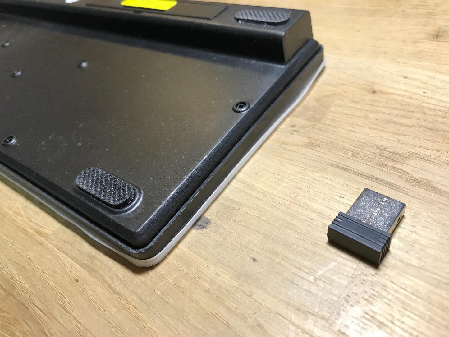 Clavier sans fil blanc pavé numérique et souris pour la sélection Smart TV de