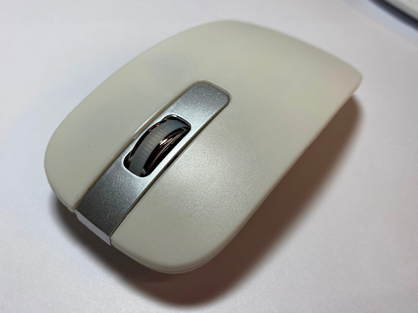 White Wireless Thin Keyboard & Mouse Set for LG Smart TV 42LA640V-ZA