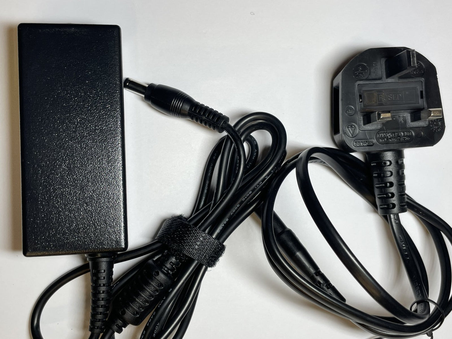 Replacement 24V 1A AC-DC Adaptor Power Supply for MUJI Large Aroma Diffuser