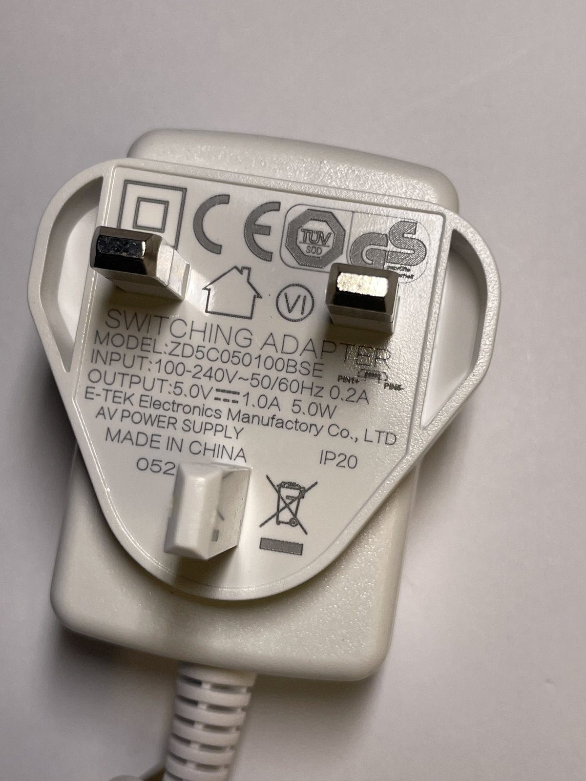 Replacement for 5V 300mA AC-DC Power Adaptor for Dynamo LED Laterne Z31095