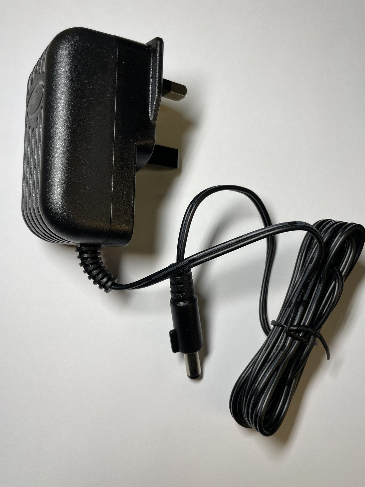 34V 600mA AC-DC Switching Adapter Charger for ZD24W340060 Vax Blade TBT3V1P1