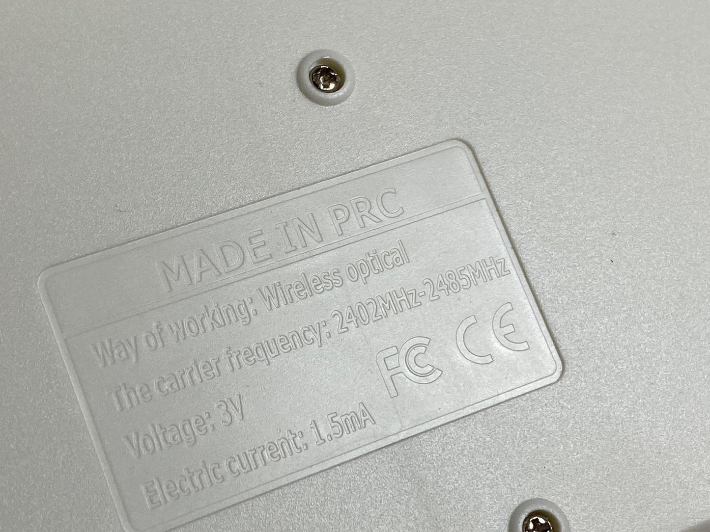 White Wireless Keyboard with Number Pad & Mouse for LG 55LA740V Smart TV