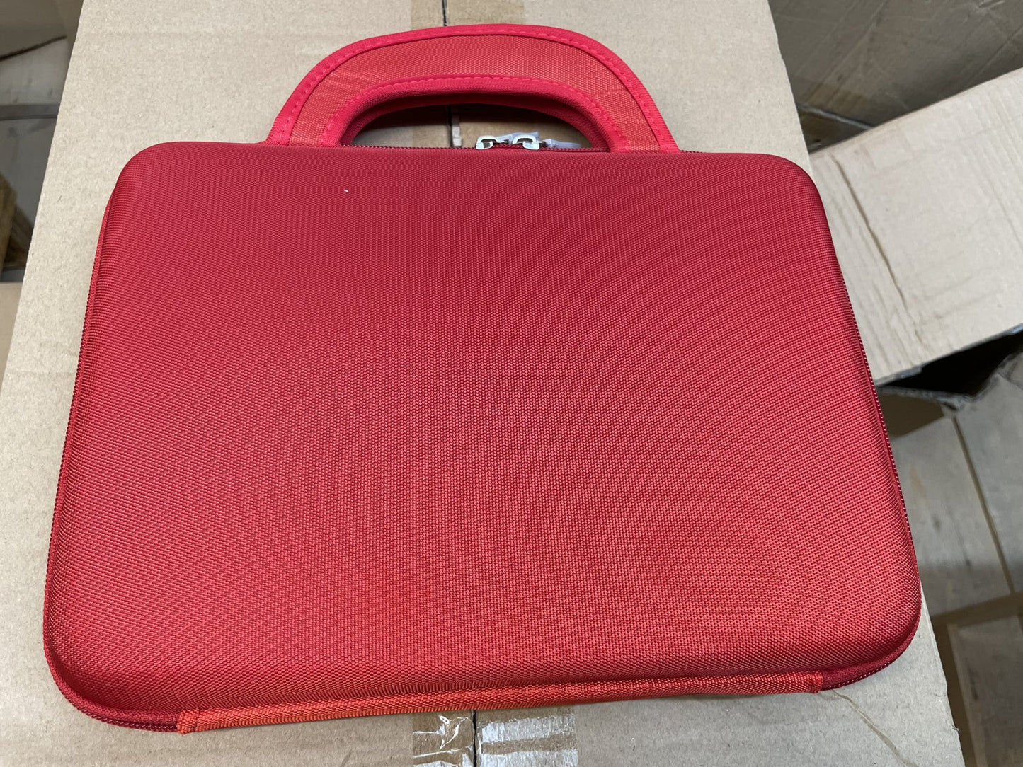 BULK JOBLOT CARBOOT 20 X Red Monkey Hard Shell Carry Case/Bag for iPad Tablet