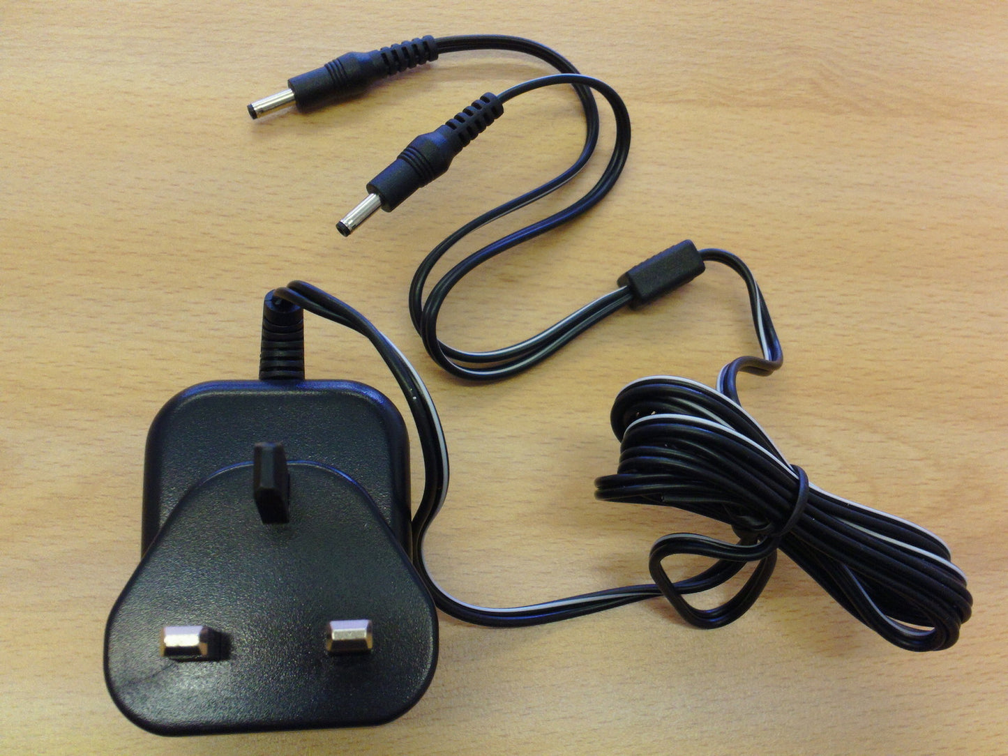 7.5V 200mA Mains AC-DC Adaptor Power Supply DB075020-35 Clarke International
